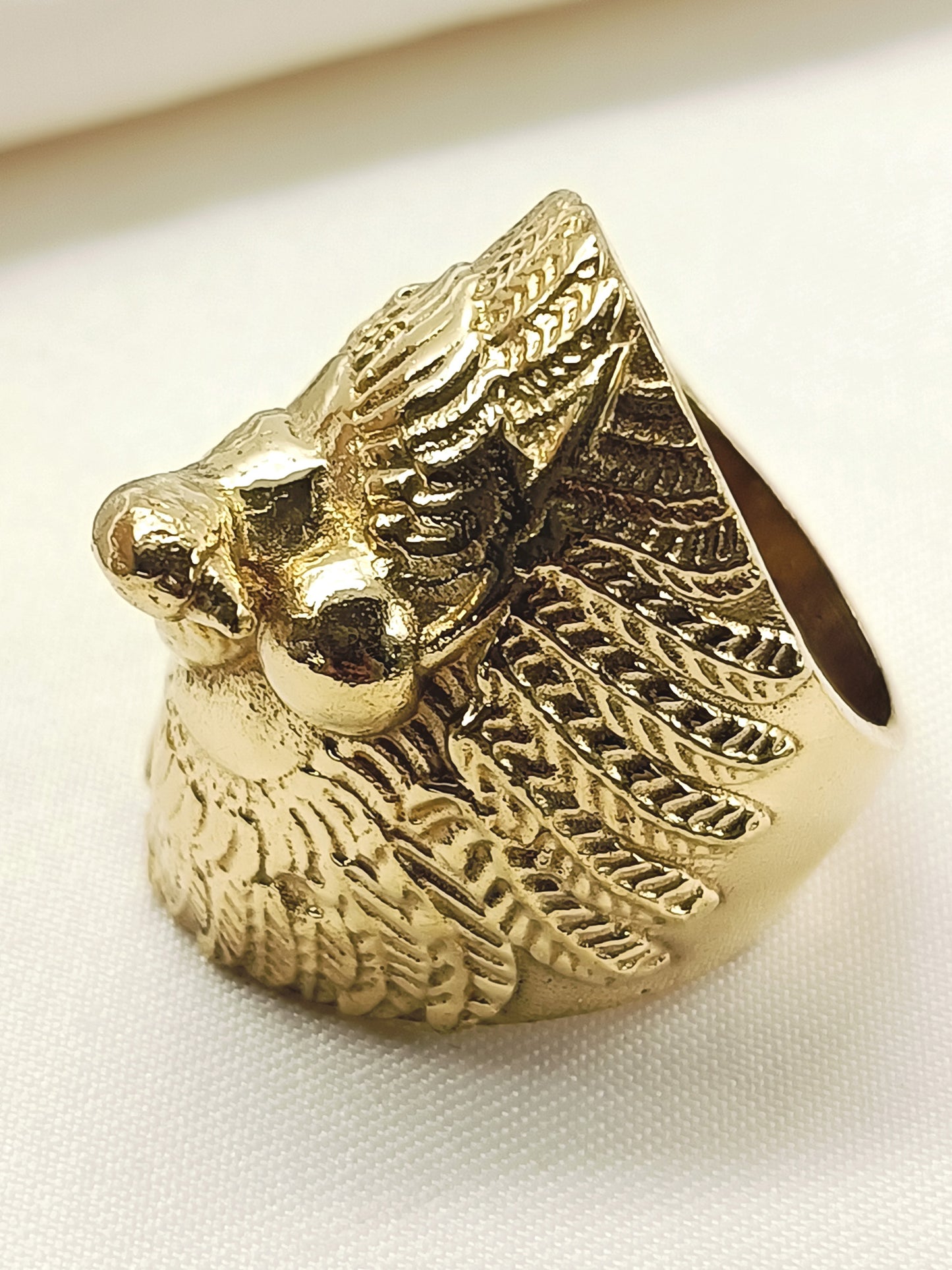 Leen Golden Men's Finger Ring