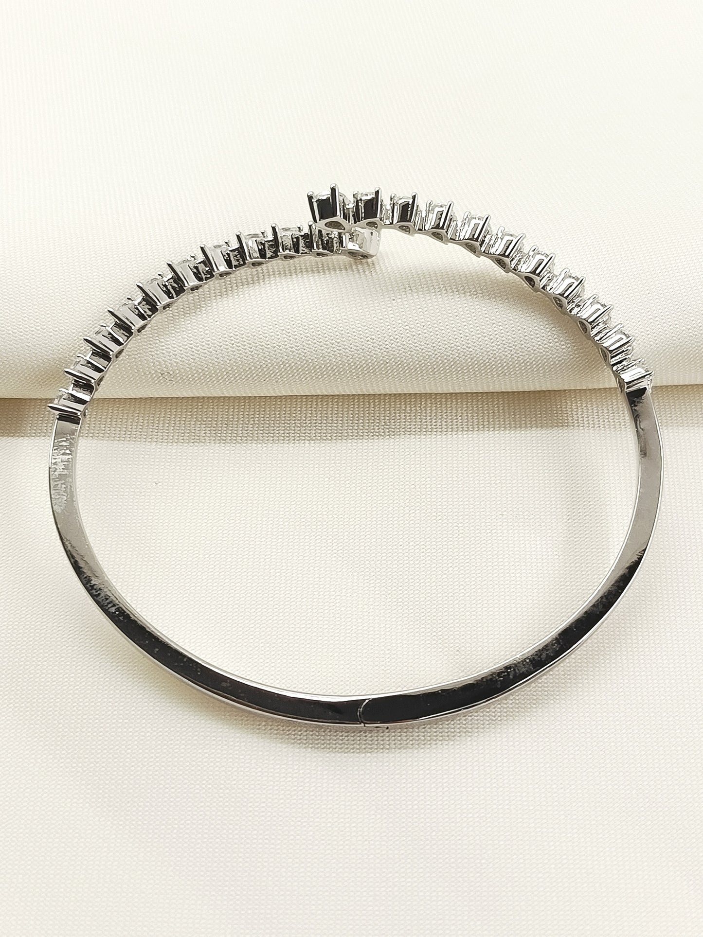 Mohini White American Diamond Bracelet