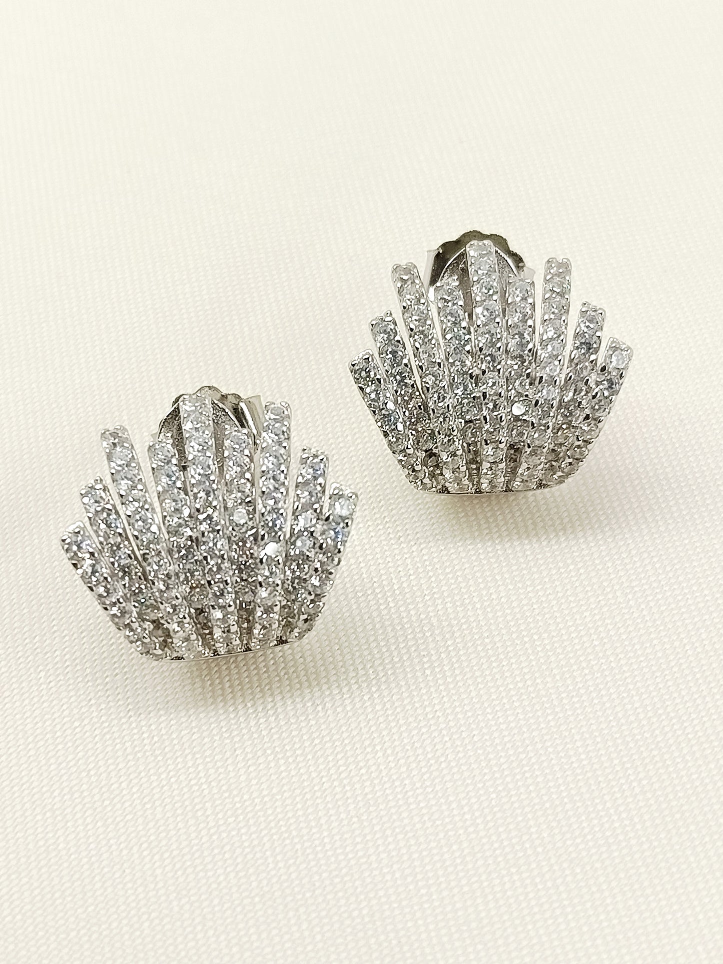 Ocean 92.5 Silver Swarovski Stone Tops