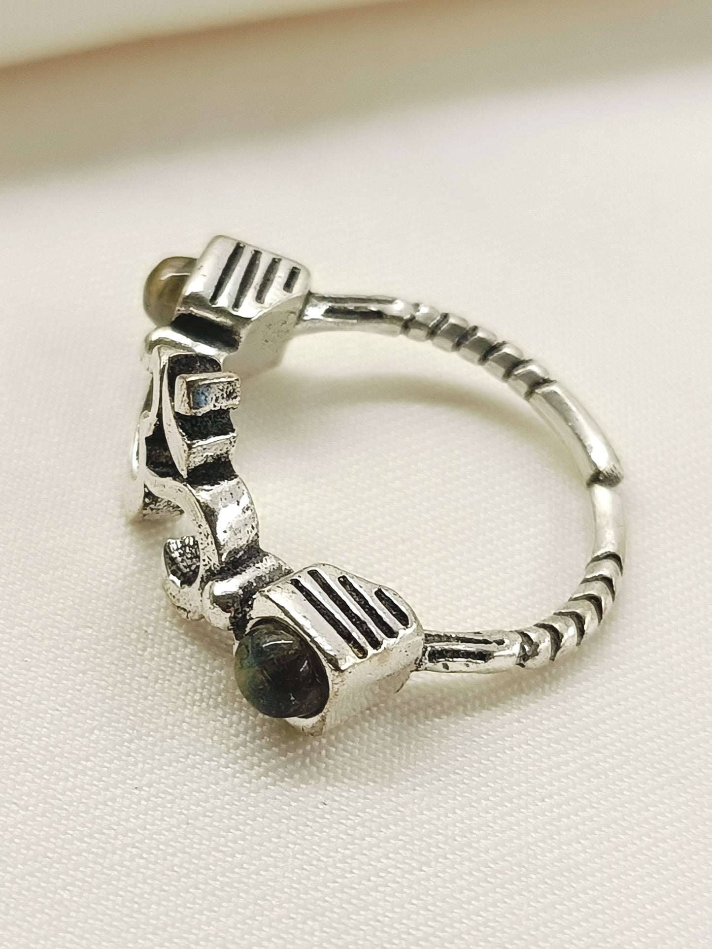 Aalamzeb Brown Western Finger Ring