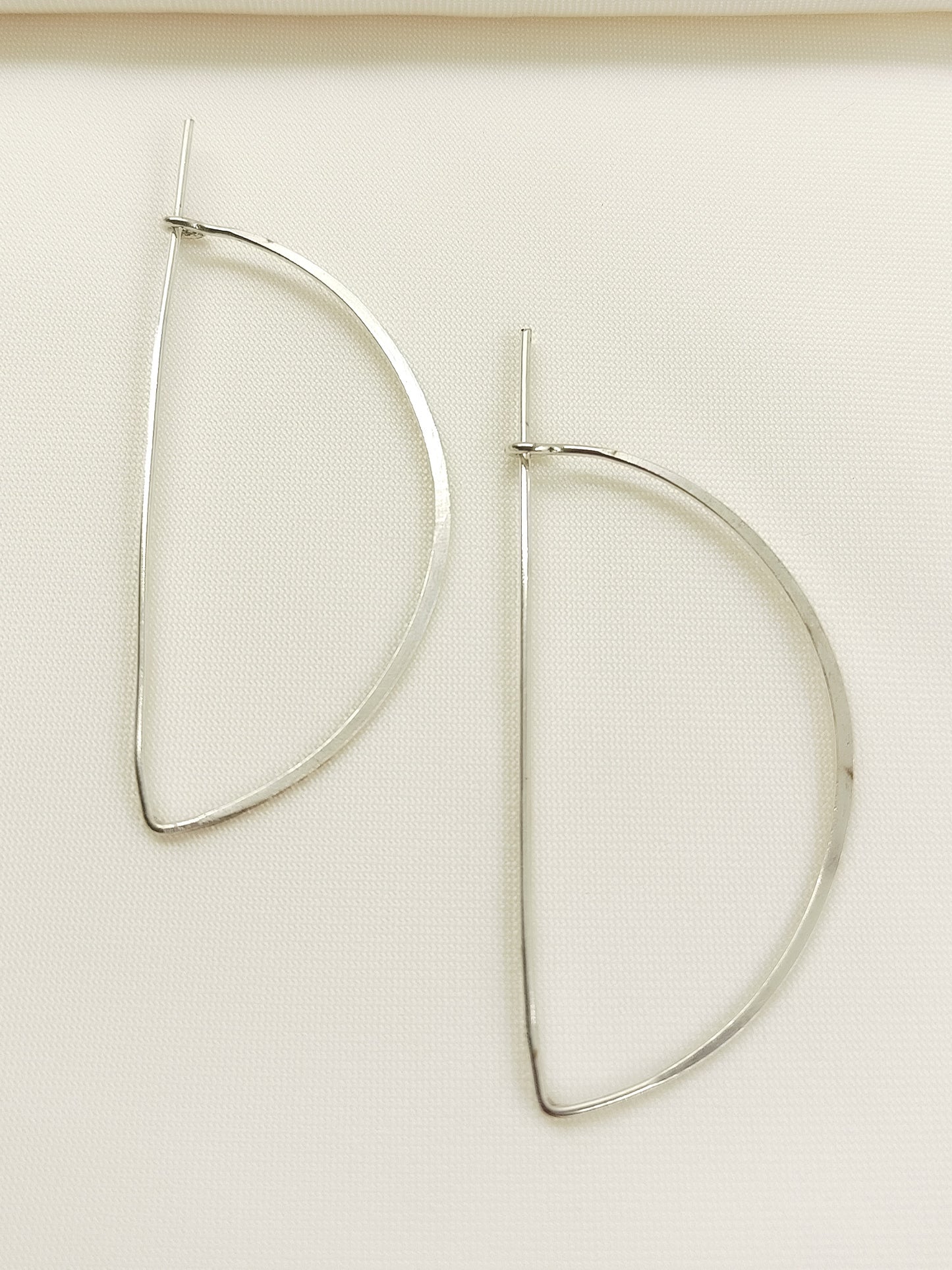Sargun Silver Men's Earrings