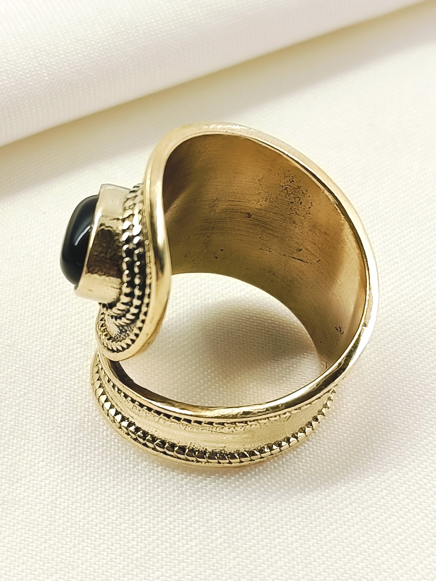 Shannon Black Western Finger Ring