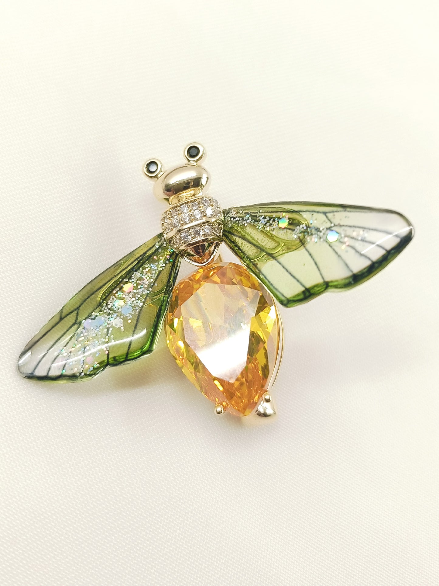 Bina Y&G Honey Bee Brooch