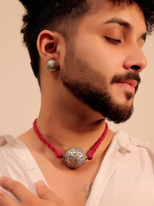 Idhik Maroon Men's Pendant Set With Ring
