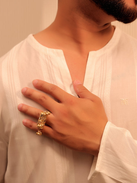 Raksh Golden Men's Finger Ring