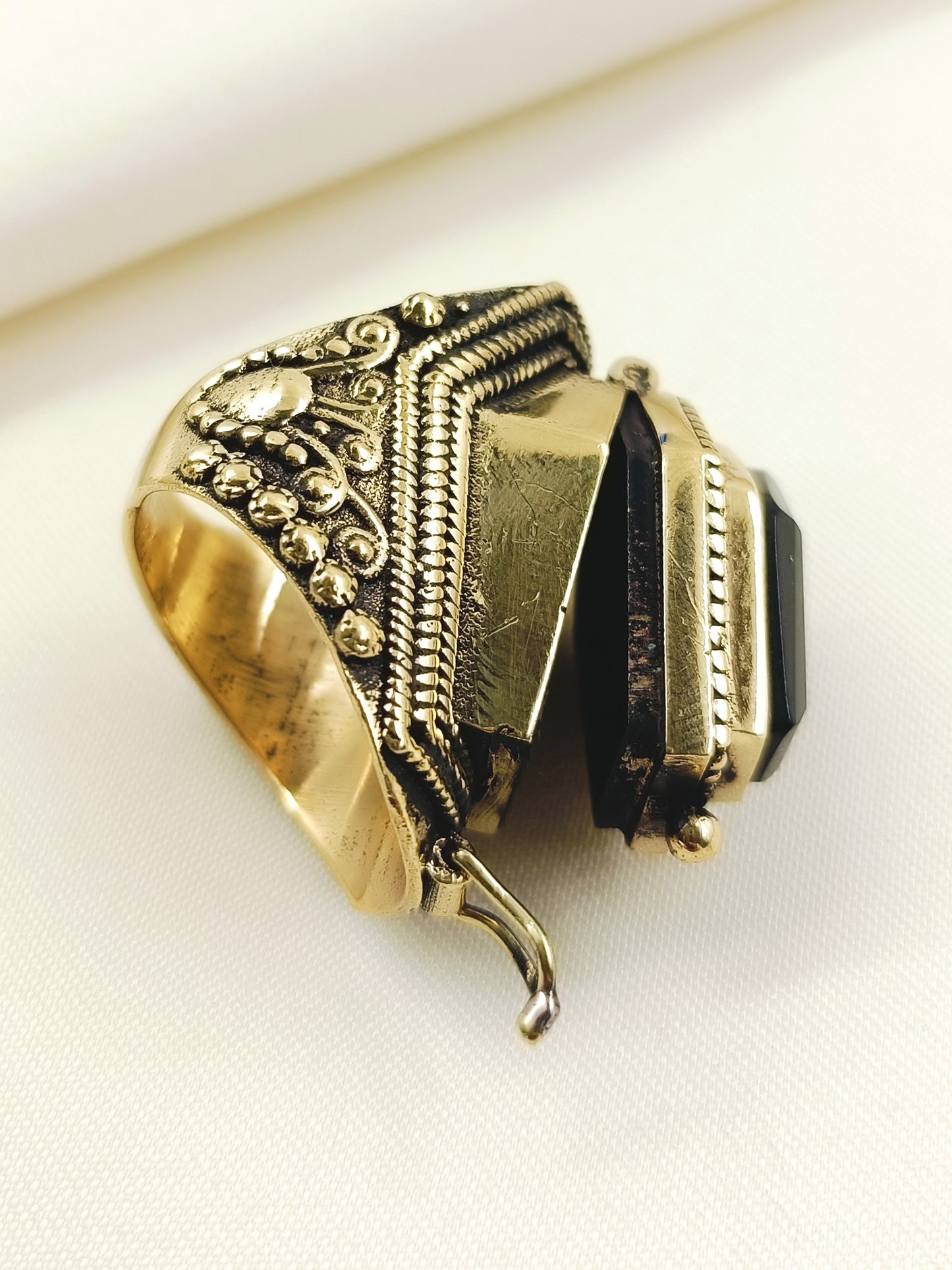 Diyan Purple Men's Finger Ring