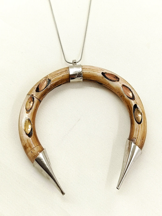Paarvesh Brown Bone Men's Neckpiece
