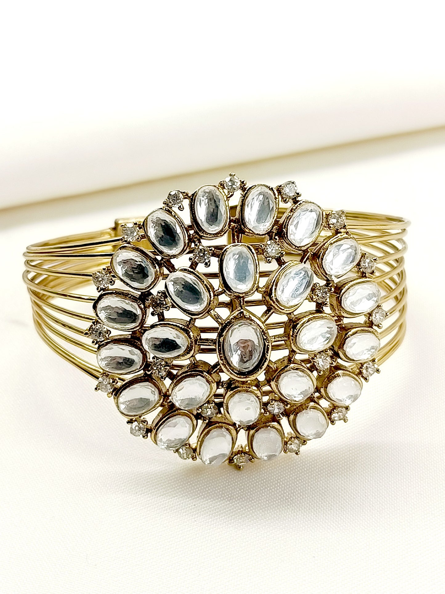 Alvina Kundan Combo Set In White