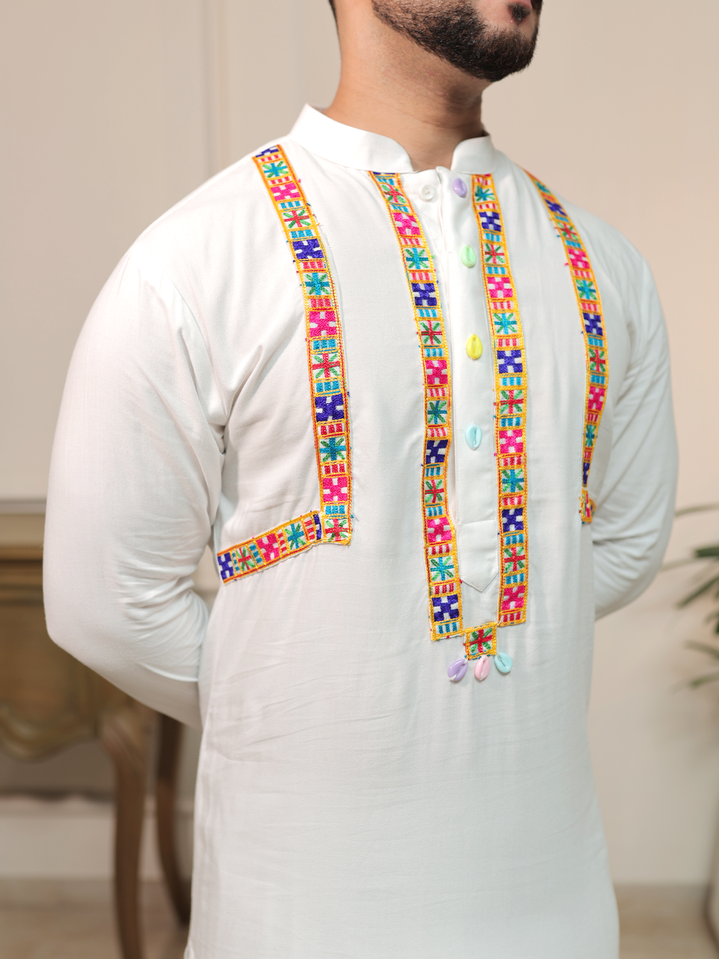 Dushyant Garba Rangilo Raag Kurta Set.