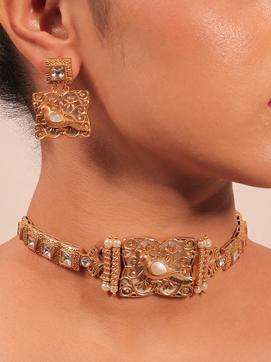 Natisha White Boutique Choker Set