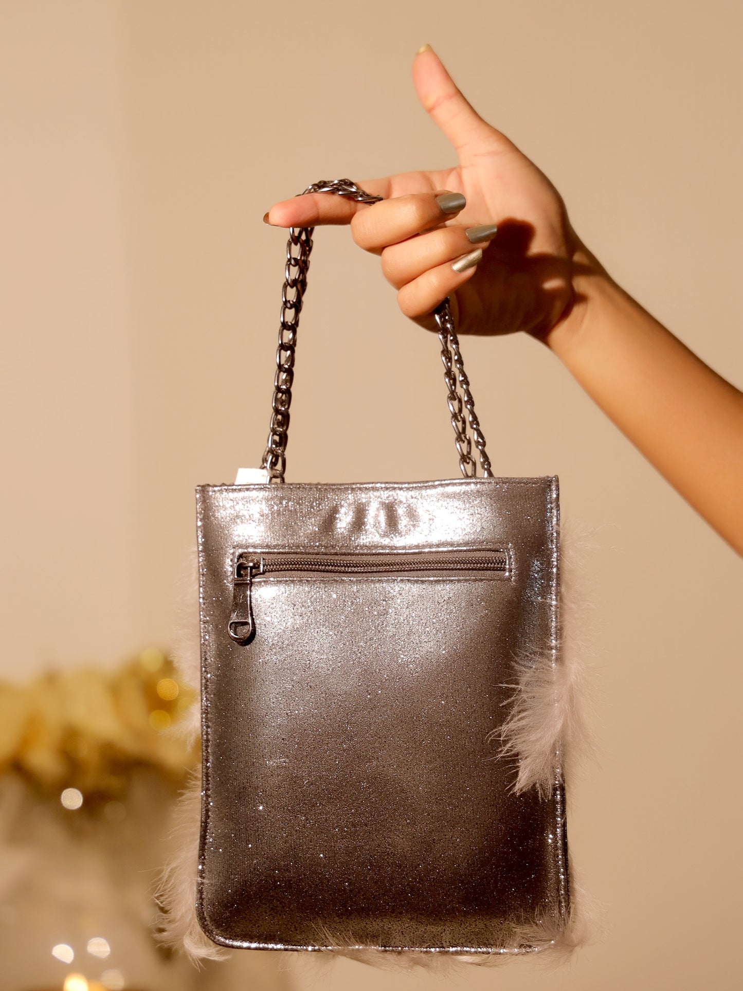 Alienor Gray Sling Bag