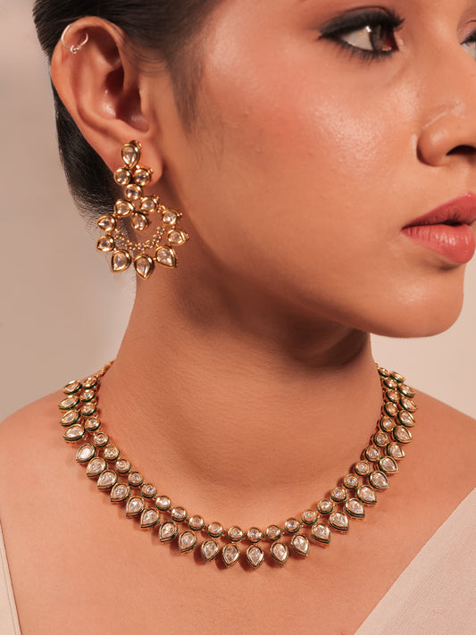 Rakshika Kundan Necklace Set