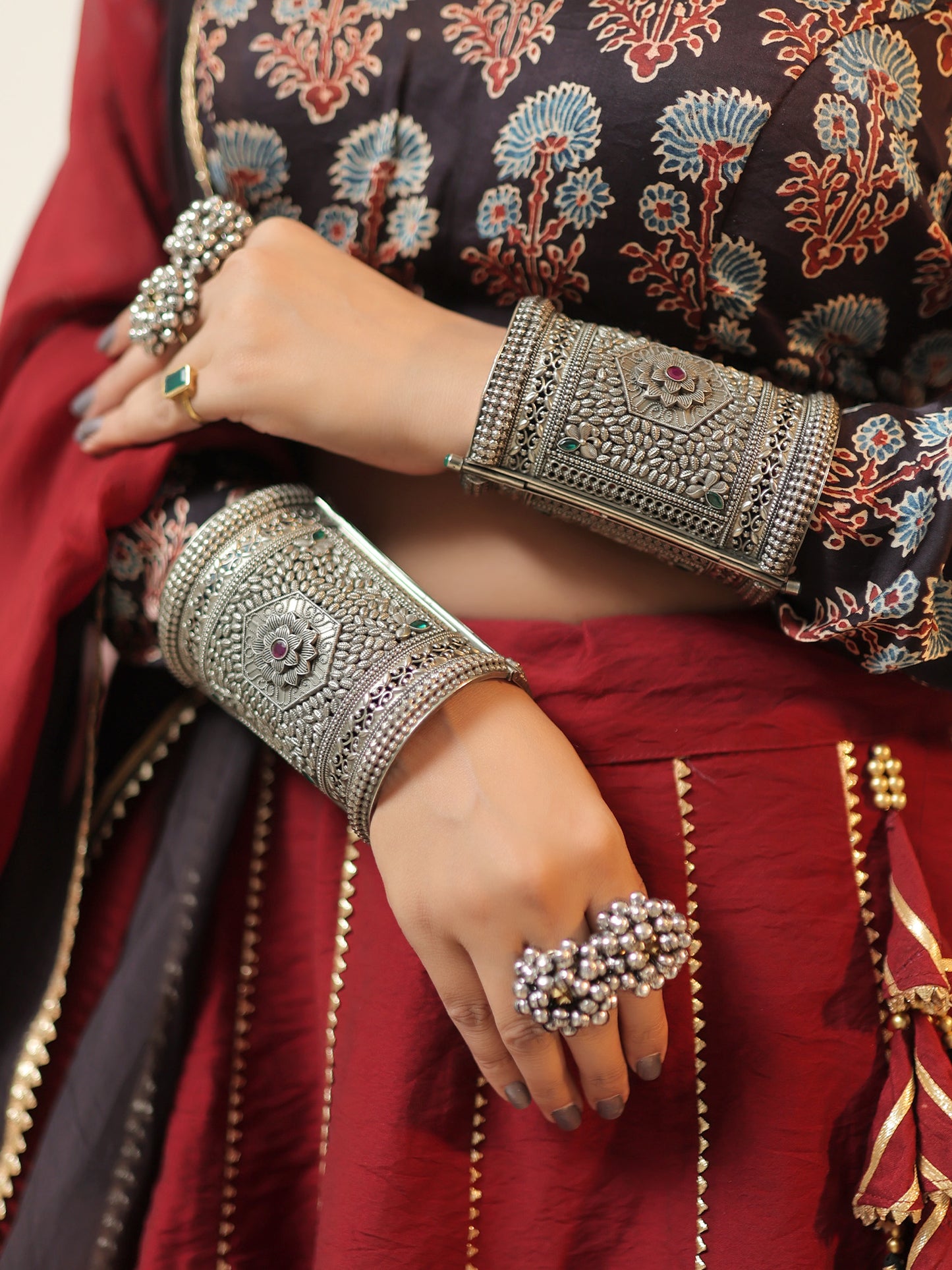 Dvija Lehenga