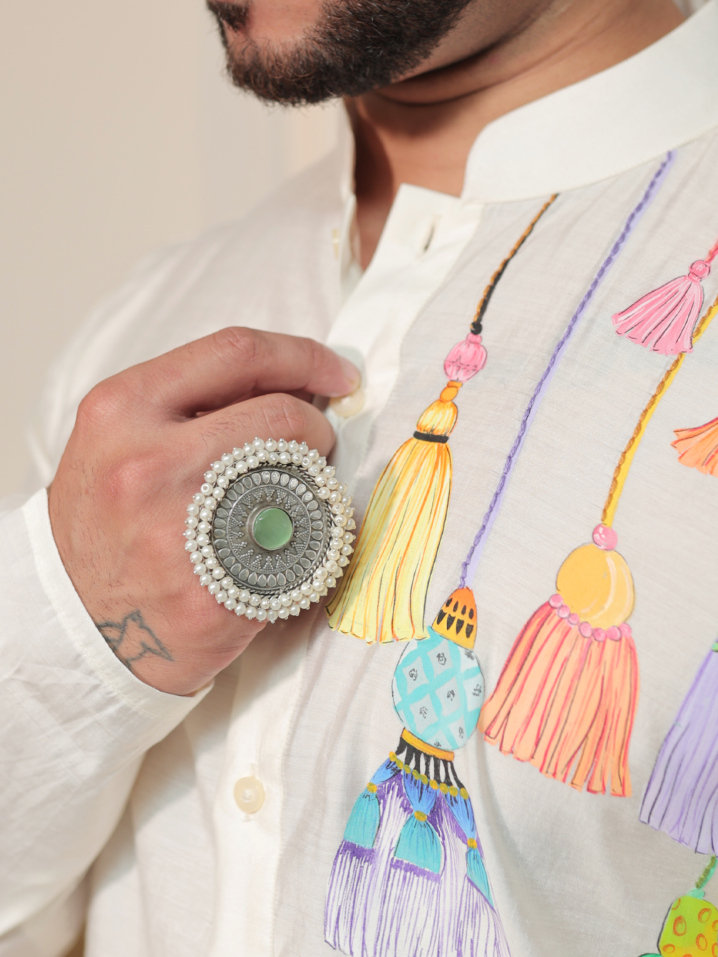 Krishav Garba Banna-sa Kurta Set.