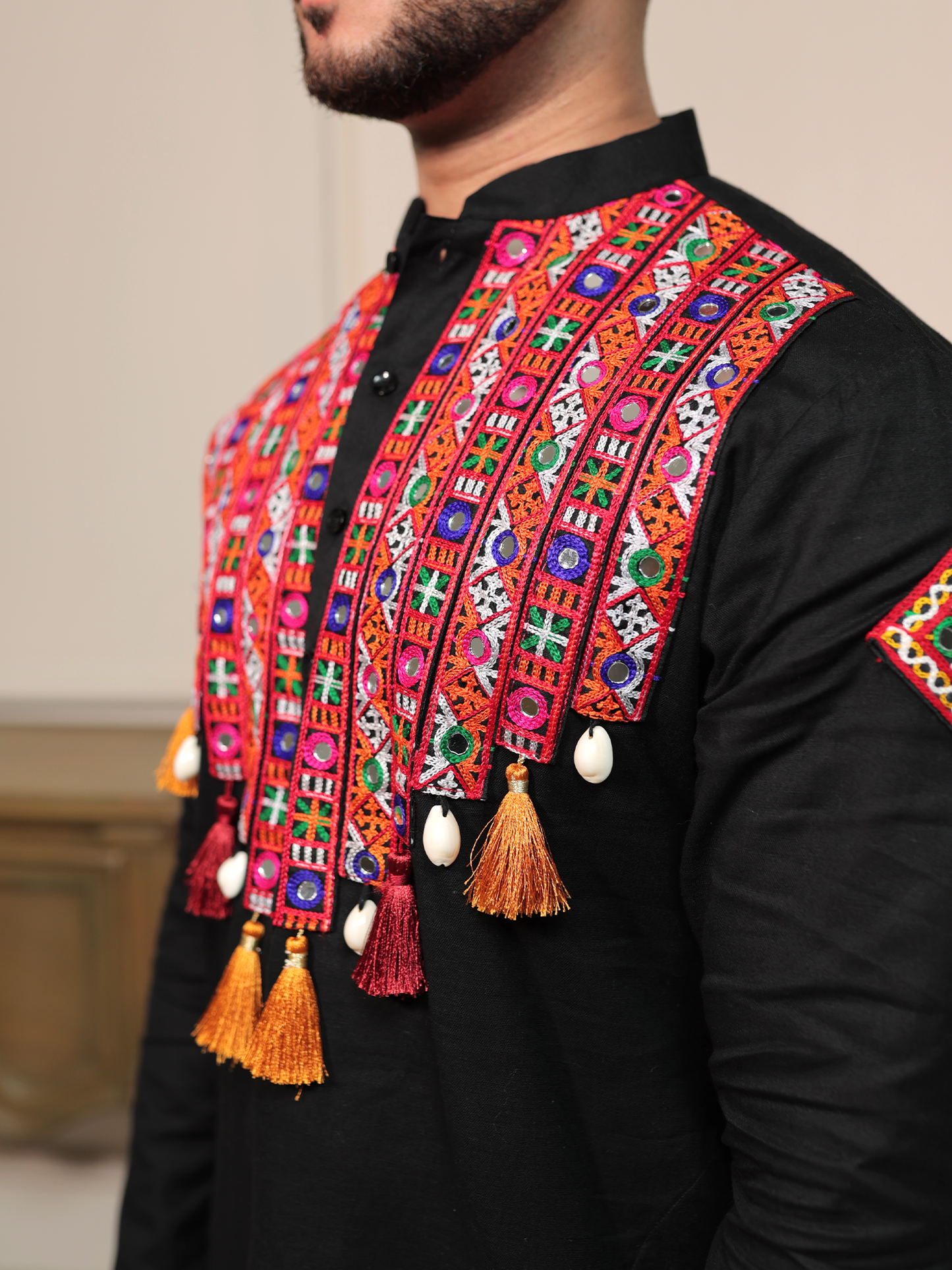 Samardh Garba Black Tassel Kurta Set.