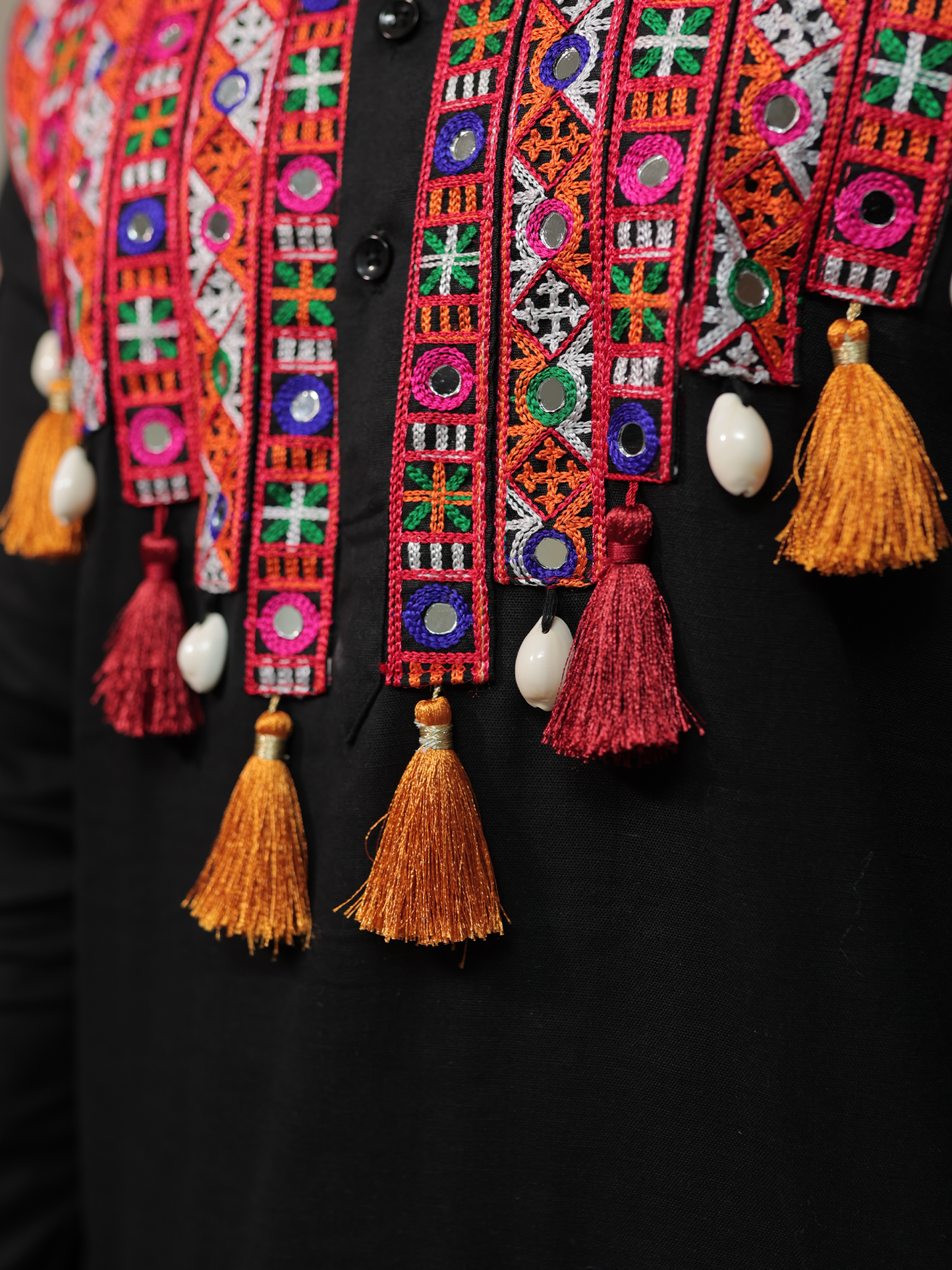 Samardh Garba Black Tassel Kurta Set.