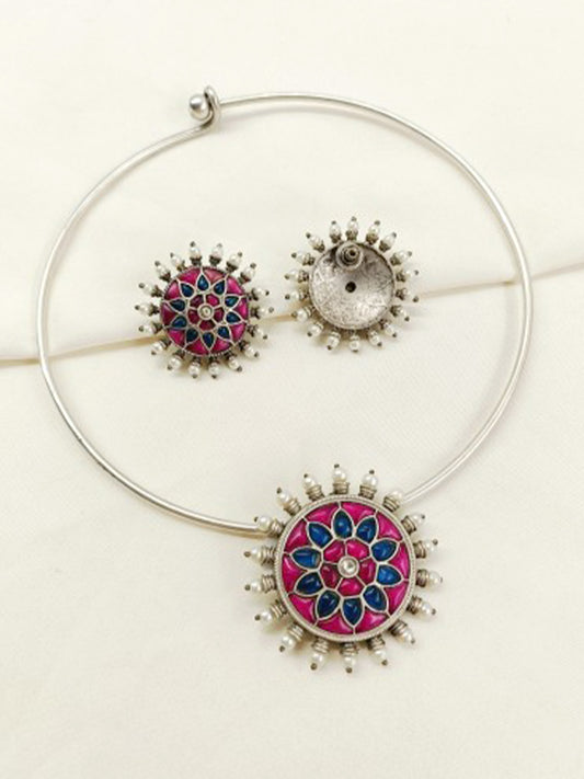 Dhita P&B Oxidized Hasli Style Necklace Set