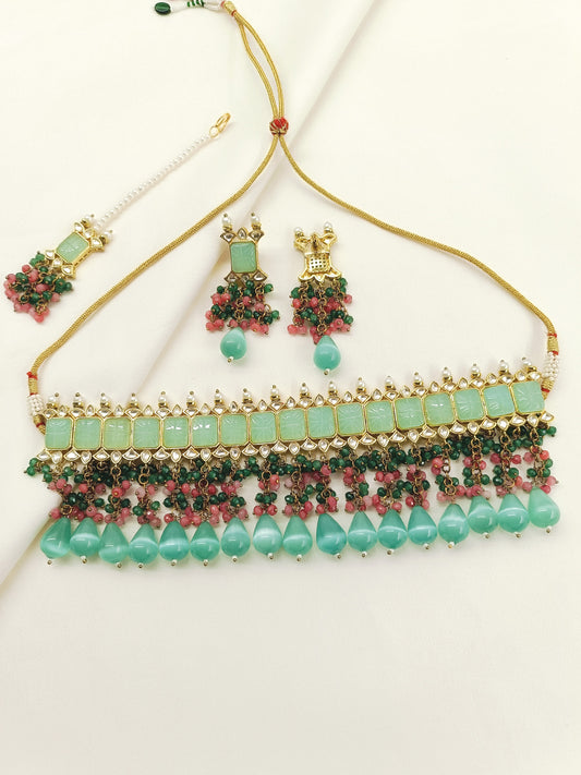 Aafizah Mint Green & Pink Gold Plated Choker Kundan Set