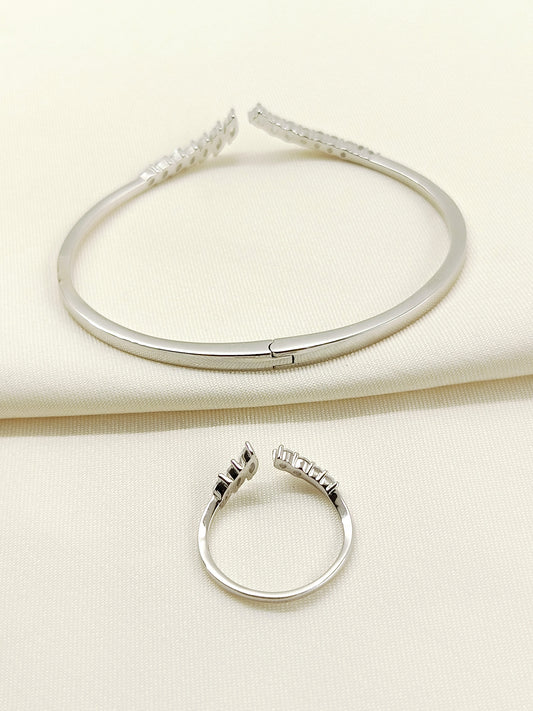 Navdha 92.5 Silver Swarovski Stone Bracelet With Finger Ring