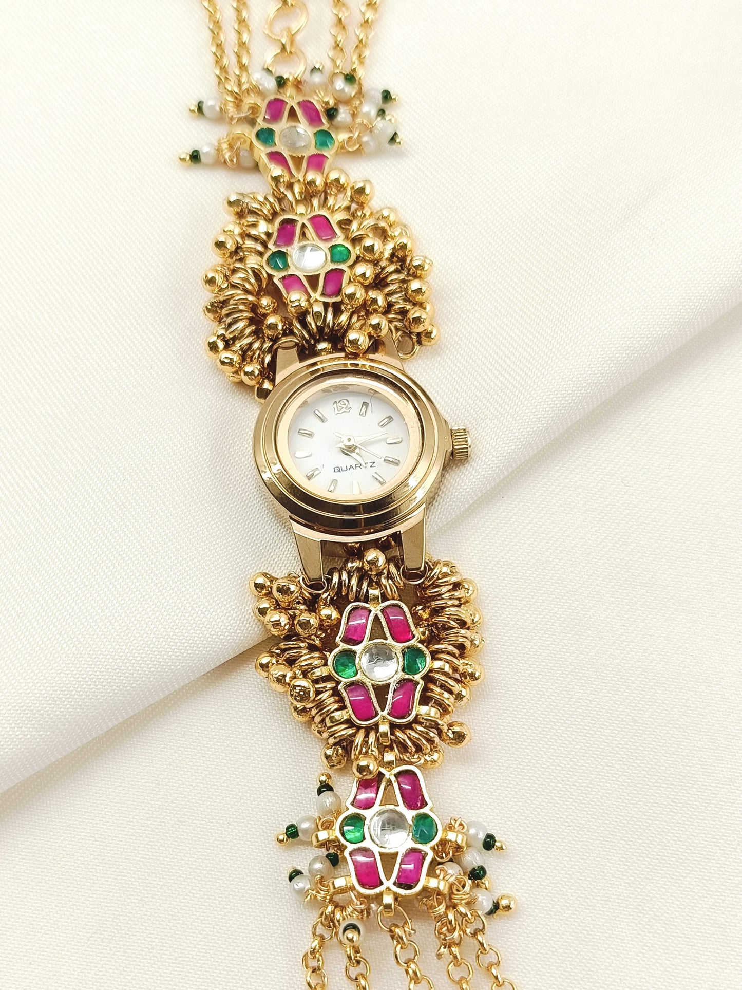 Neelakshi's Paachi Kundan Watch