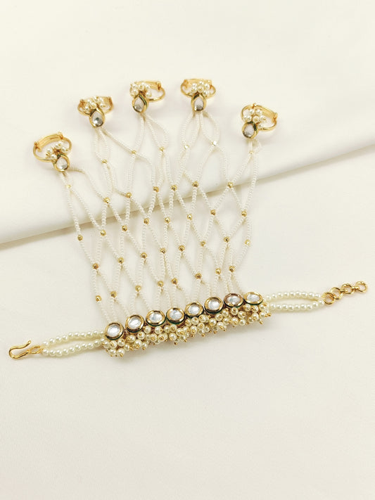 Naina White Gold Plated Kundan Hathphool With Pearls