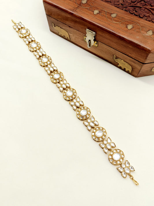 Aashita White Kundan Sheeshpatti