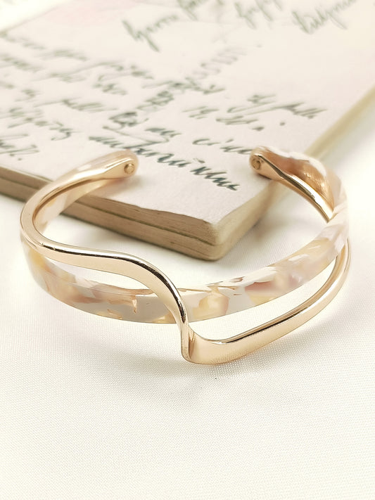 Satya Off White Western Bracelet