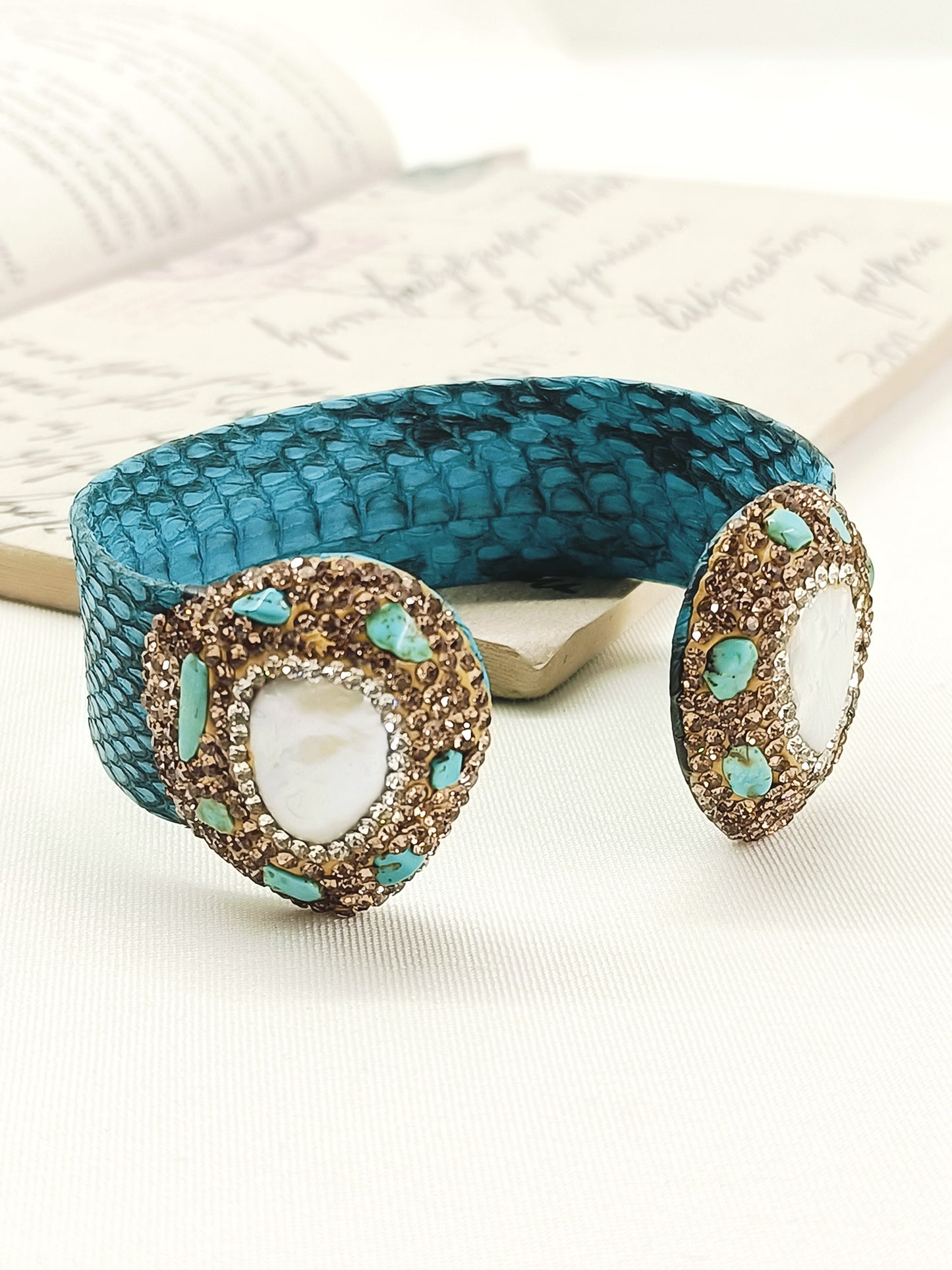 Muskaan Firozi Western Bracelet