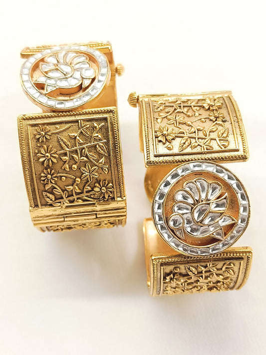 Rashi White Kundan Kada Pair