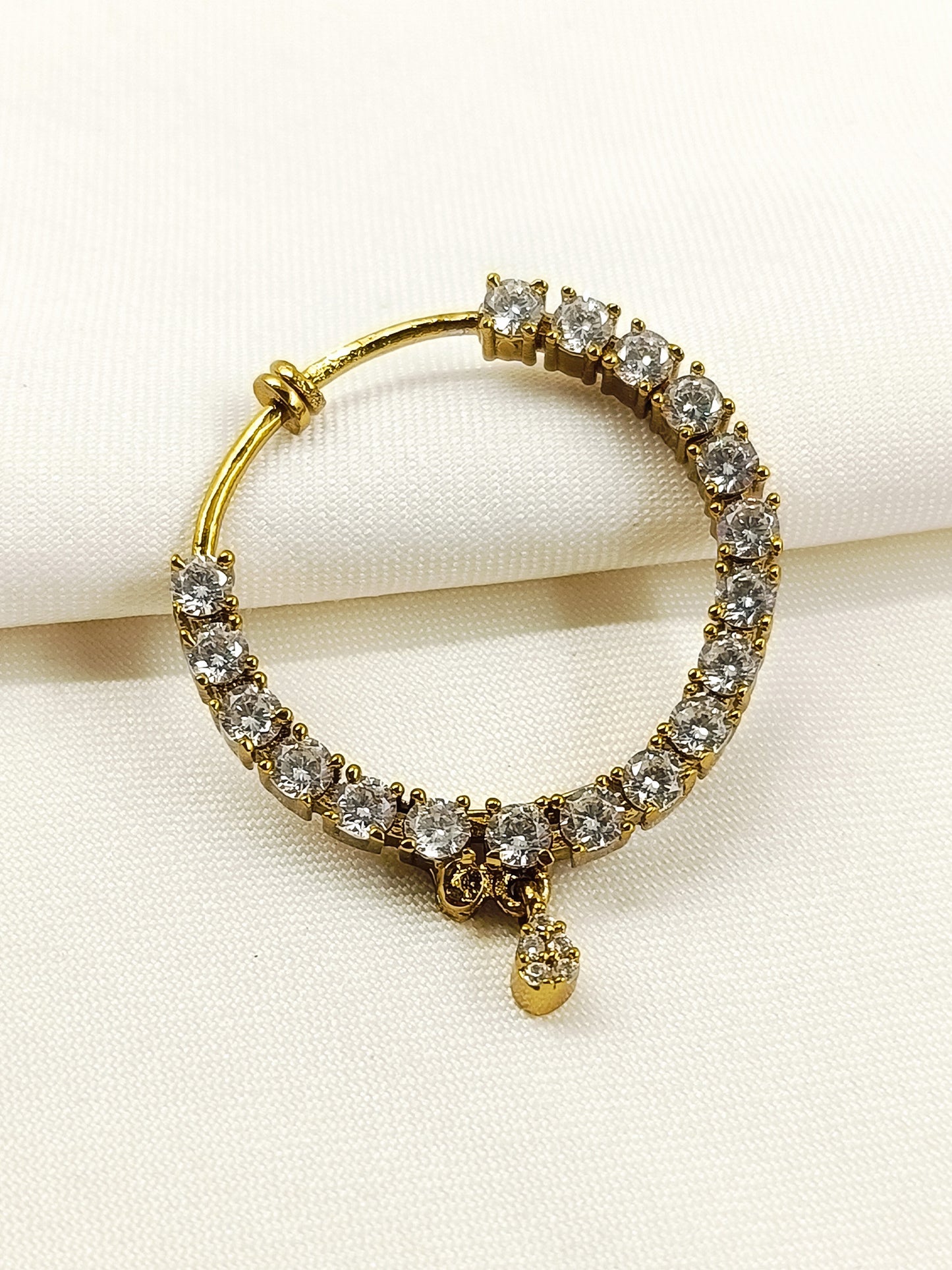 Lakhta White American Diamond Nath