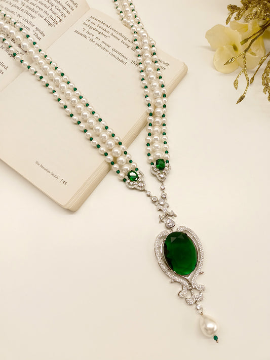 Almaas Emerald American Diamond Neckpiece