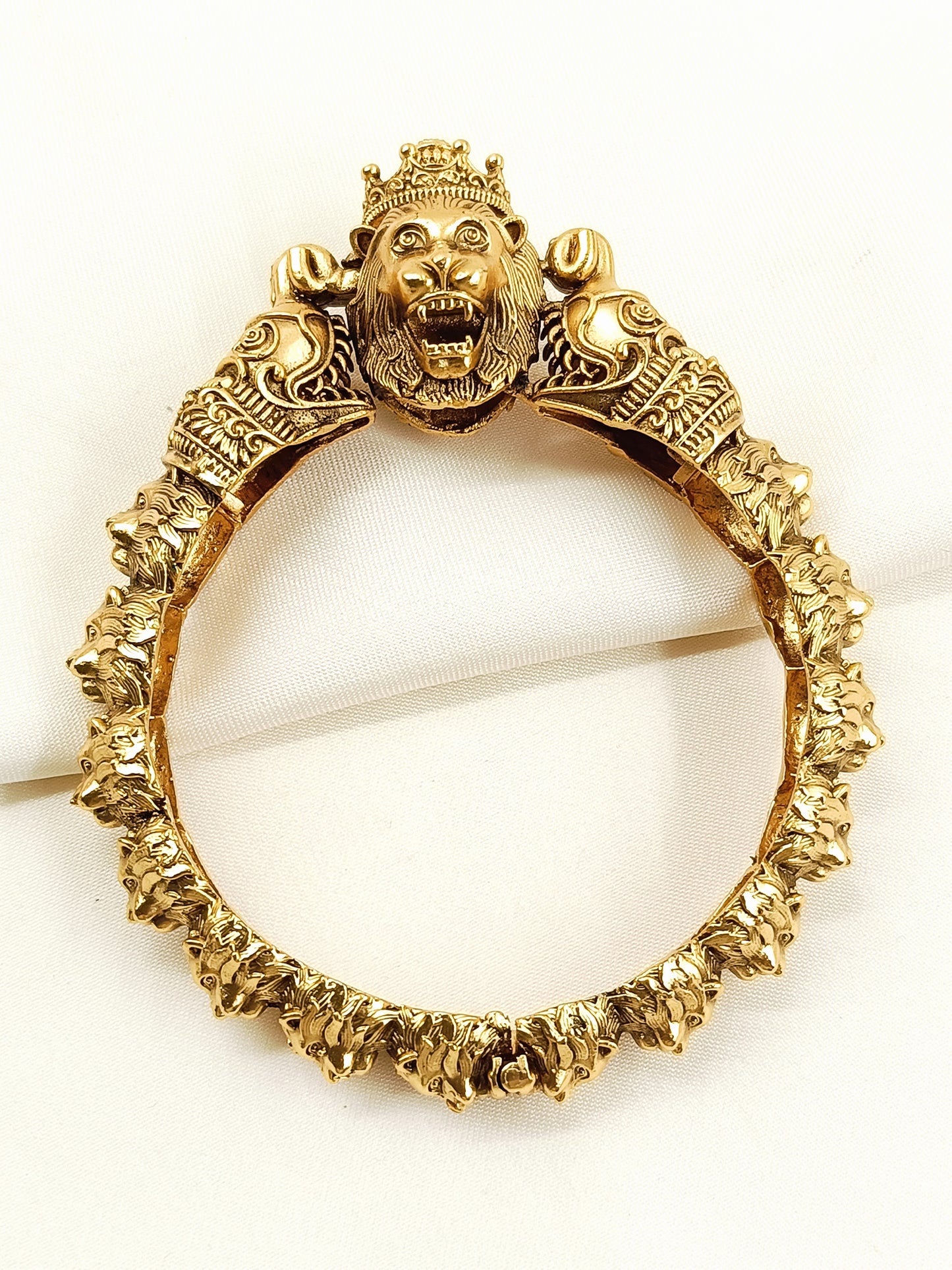 Ruval Men's Lion Gold Kada