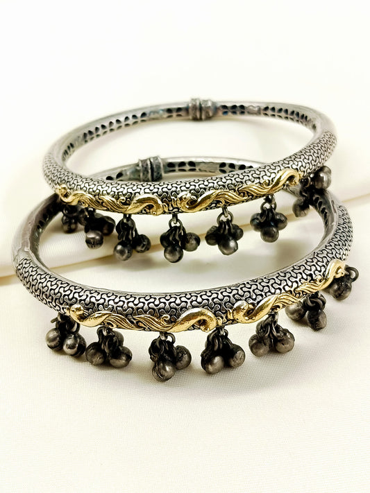 Yatika Dual-Tone Oxidized Ghungroo Anklets