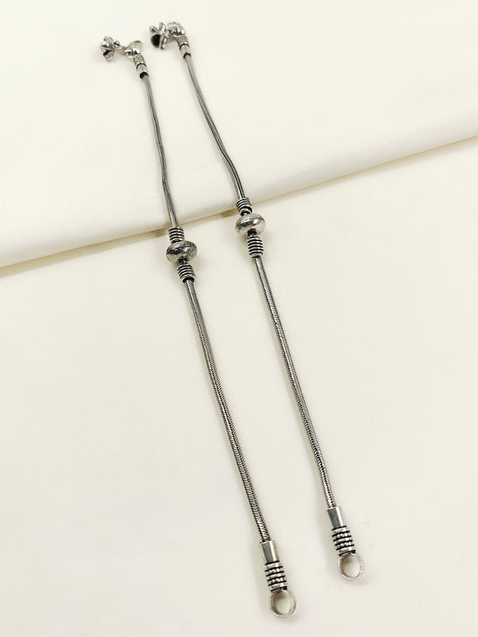 Niharika Silver Oxidized Thin Single Bead Snake Anklet Pair