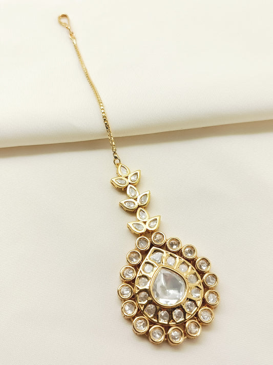 Siara White Kundan Teeka