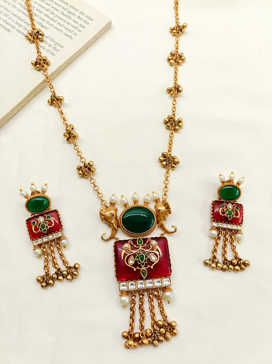 Fereen M & G Boutique Necklace Set