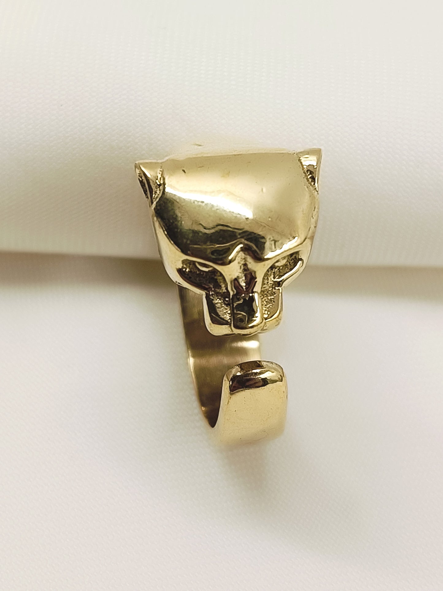 Novkash Golden Men's Finger Ring