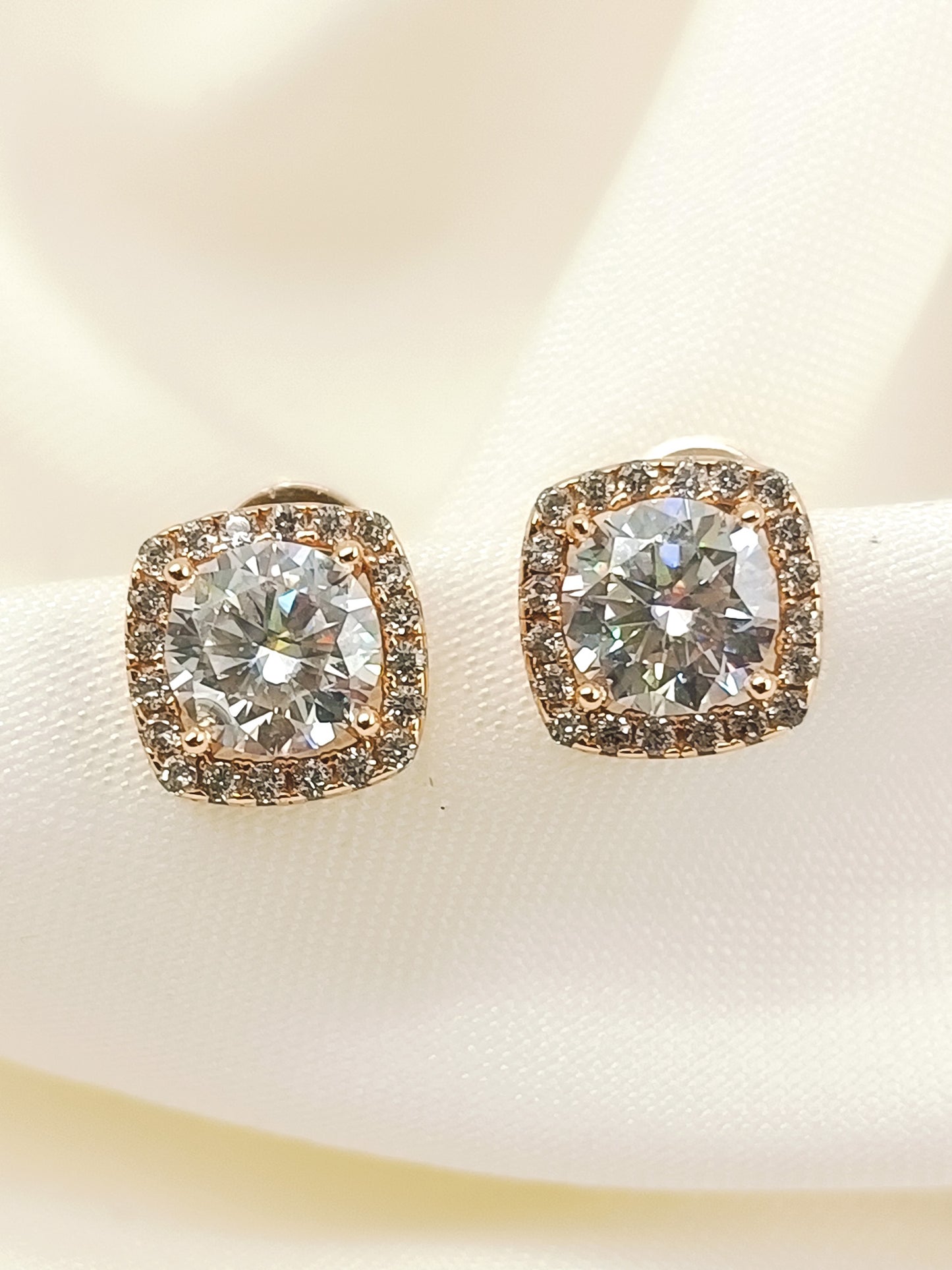 Aadhyavi 92.5 Silver American Diamond Tops