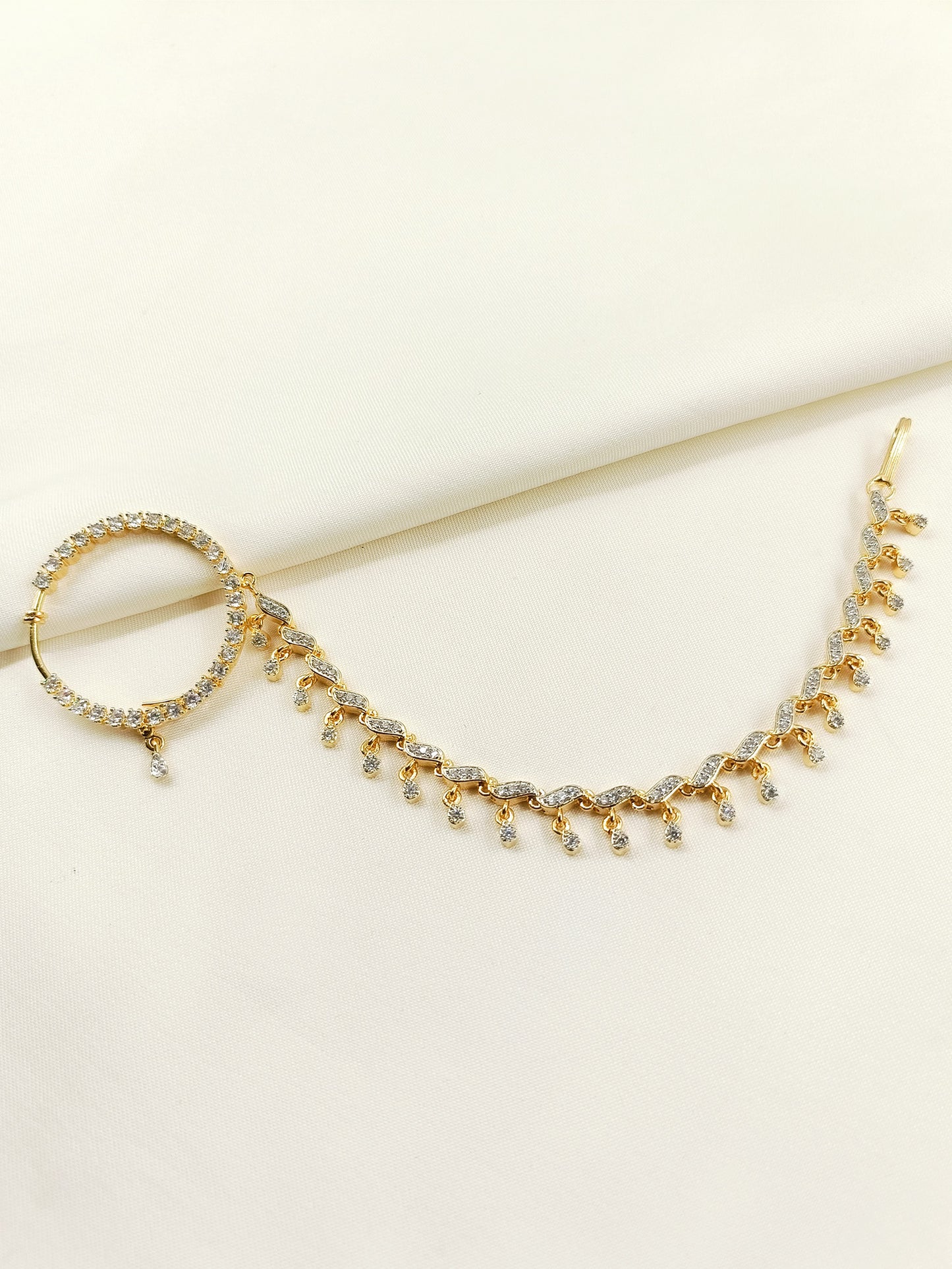 Divisha White AD Diamond Chain Nath