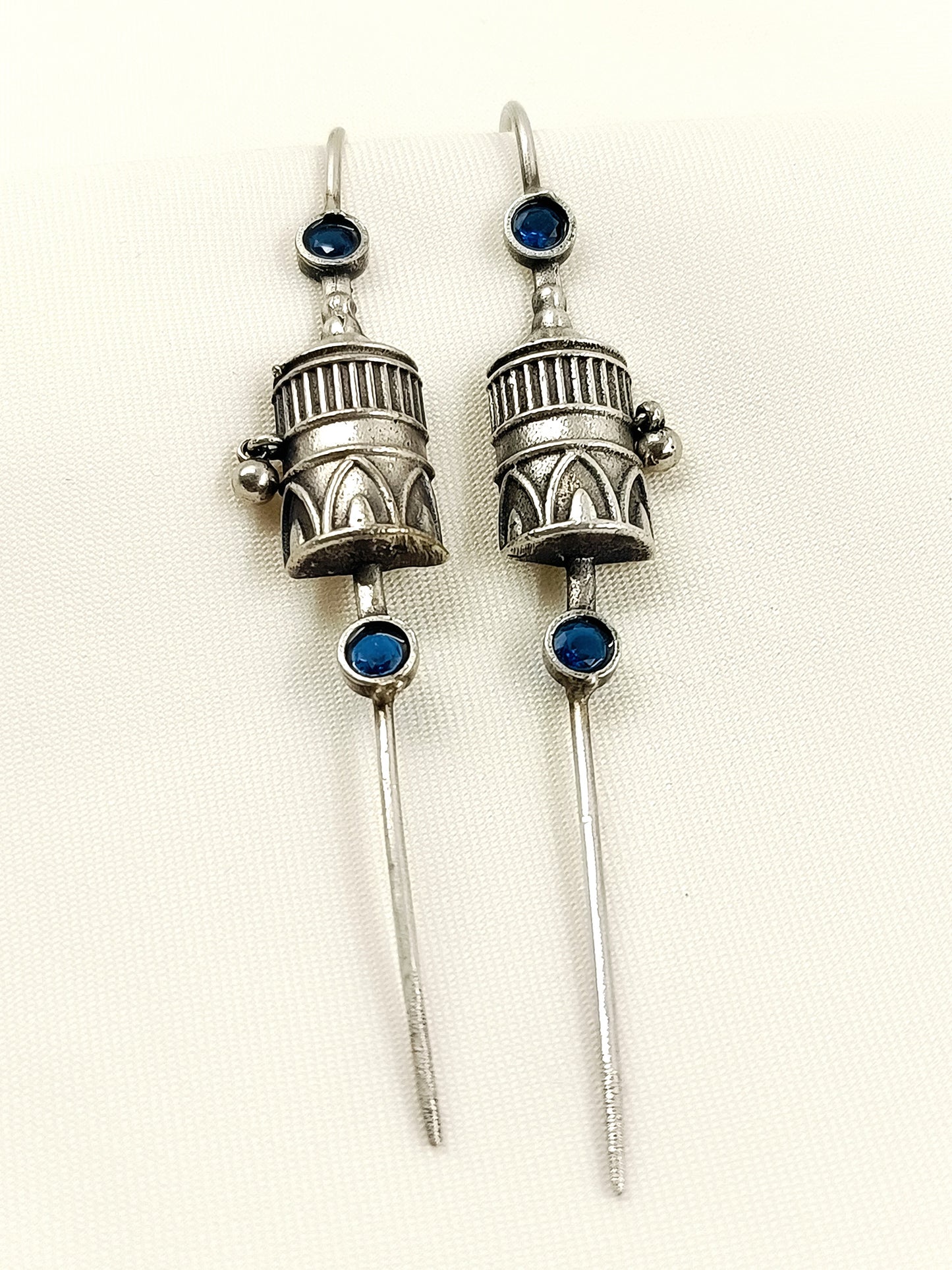 Jatin Navy Blue Men's Earcuff