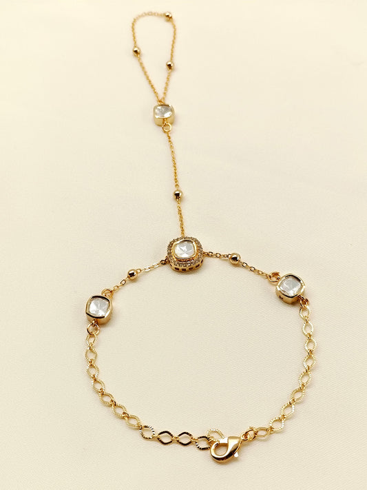 Bahrain White Kundan Hathphool [Price Is For Single Piece]