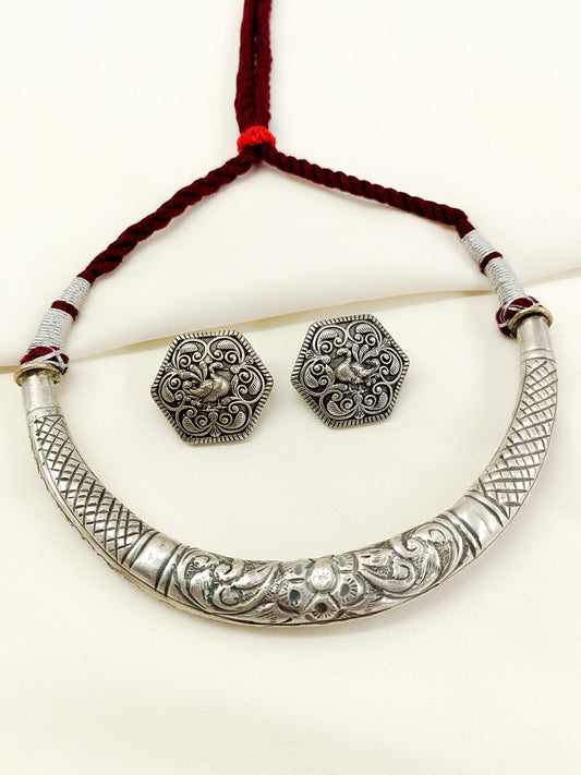 Reet Maroon Tribal Oxidized Hasli Choker Set