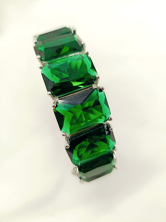 Diah Green Swarovski Stone Bracelet