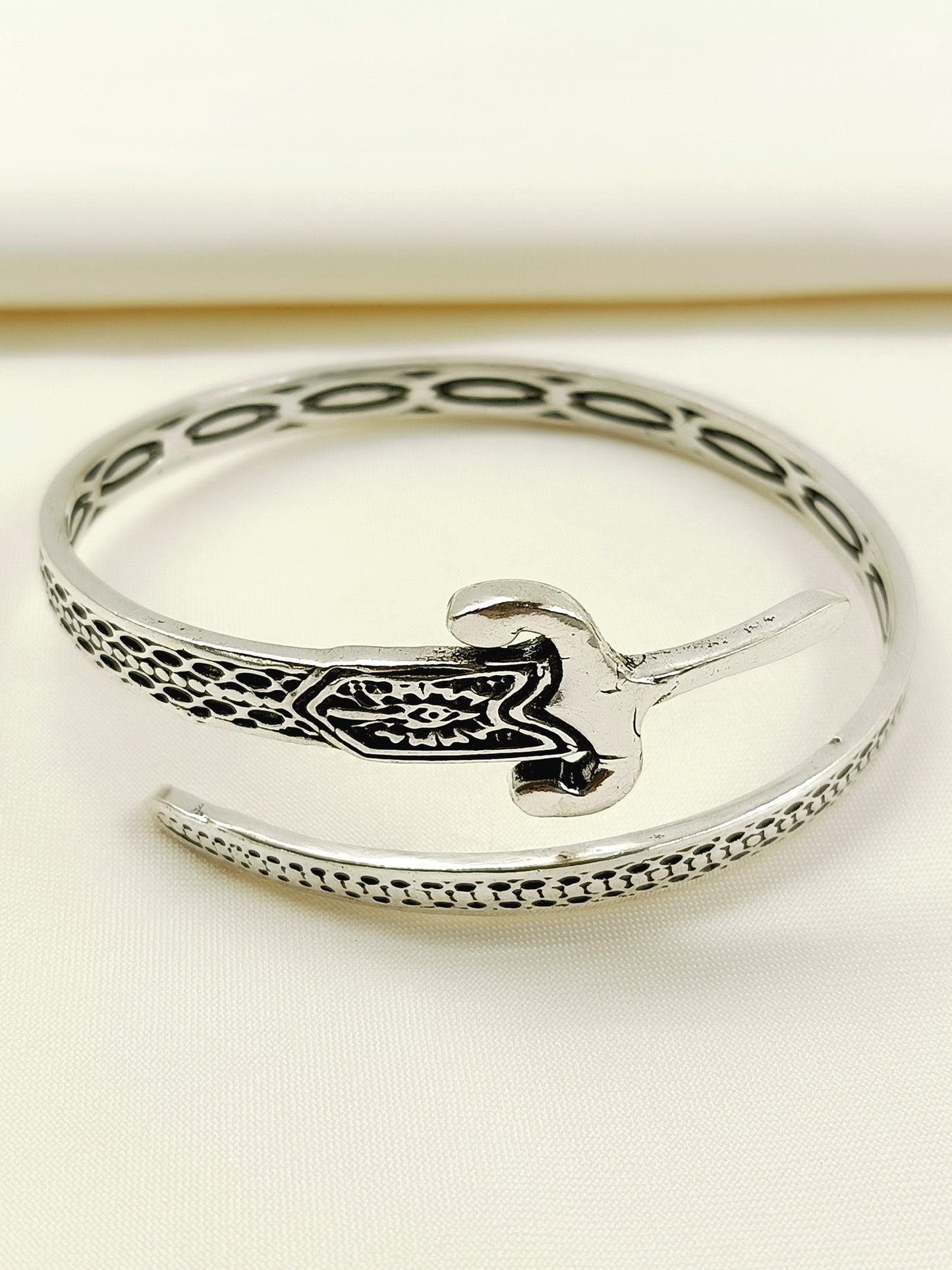 Pratyush Silver Men's Bracelet