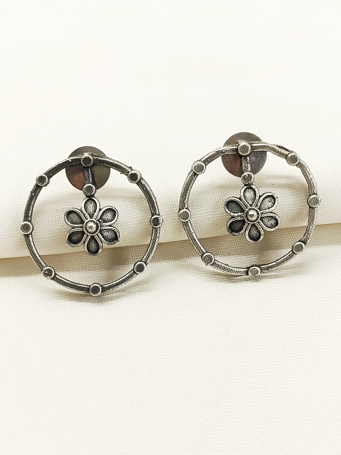 Jarapaha Plain Oxidized Tops