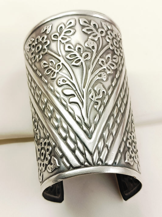Leelavati Silver Oxidized Bracelet