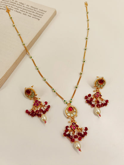 Jivika M & G Kundan Pendant Set