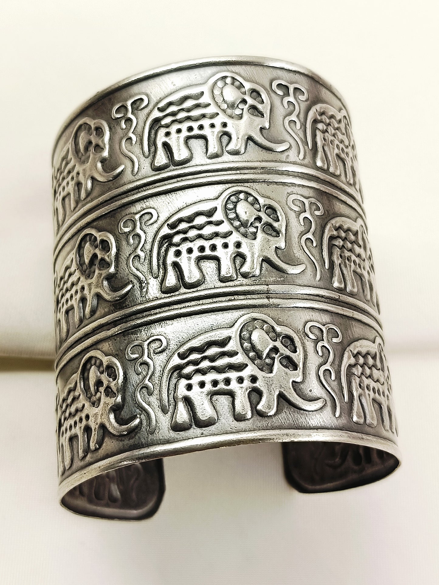 Nikansh Silver Oxidized Men's Bracelet