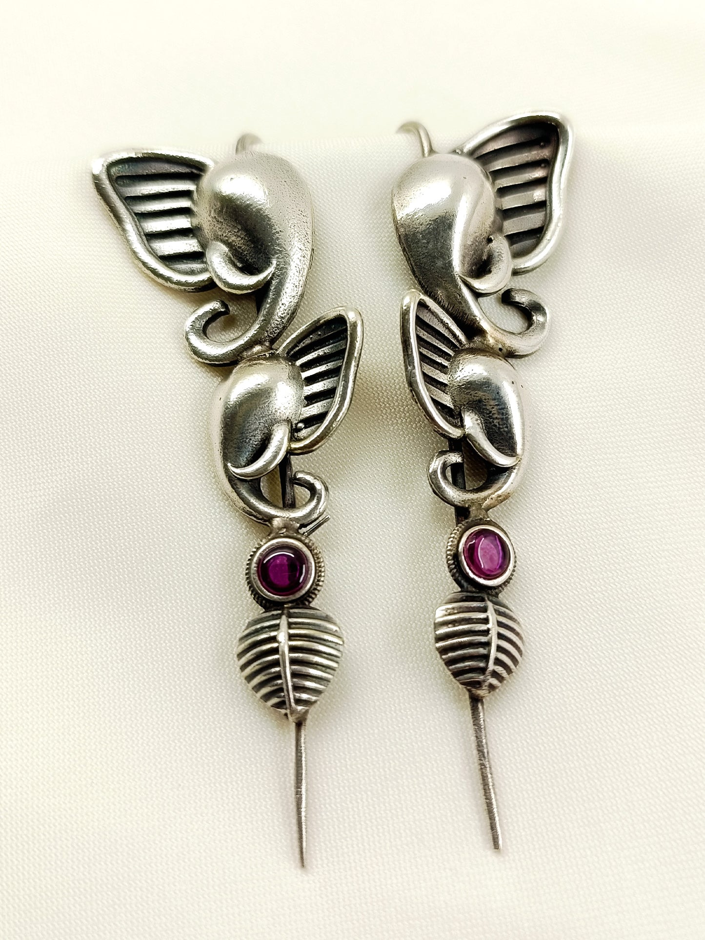 Rayan Majenta Elephant Men's Earcuffs