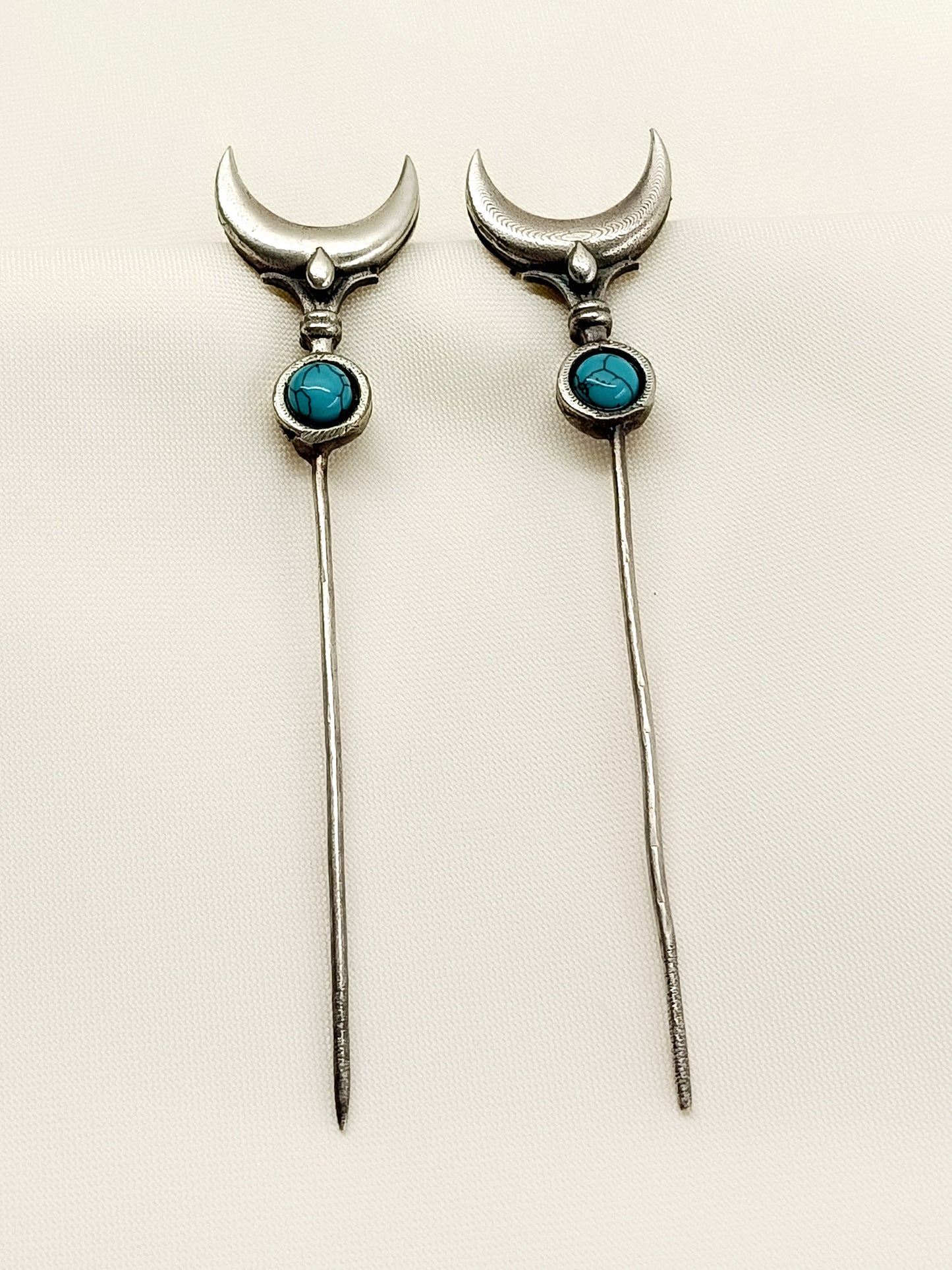 Krishav Firozi Men's Earcuff